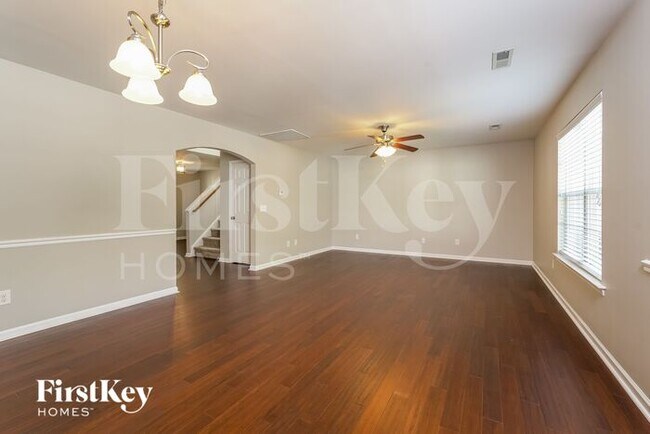 Foto del edificio - 5555 Misty Hill Circle