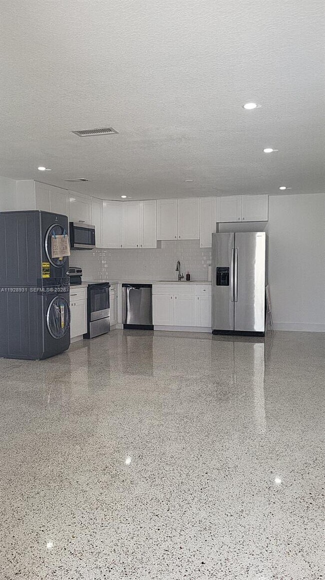 Foto del edificio - 9228 SW 37th St