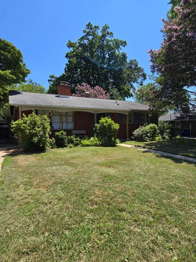 Building Photo - 1112 Dunoon Rd