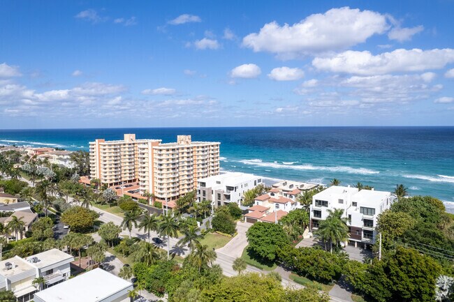 Foto aérea - 4521 S Ocean Blvd