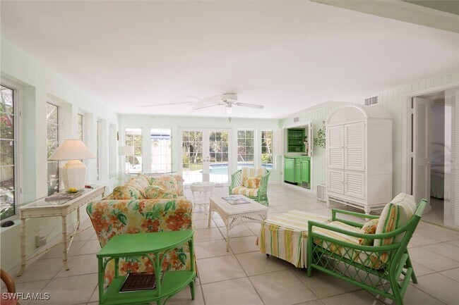 Foto del edificio - 361 1st Ave N