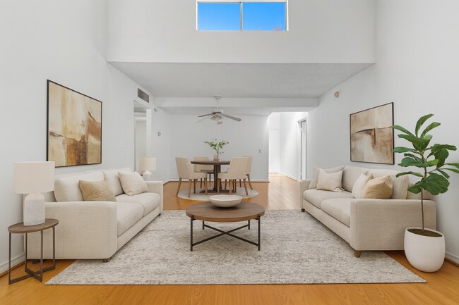 virtualmente escenificado - 18350 Hatteras St