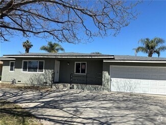 Building Photo - 759 Chino Ln