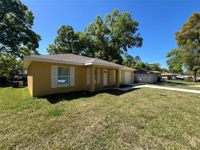 Foto del edificio - 6036 NW 61st Ln
