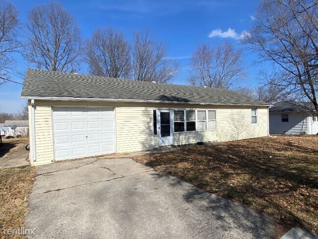 Building Photo - 2 br, 1 bath House - 1006 E Main St