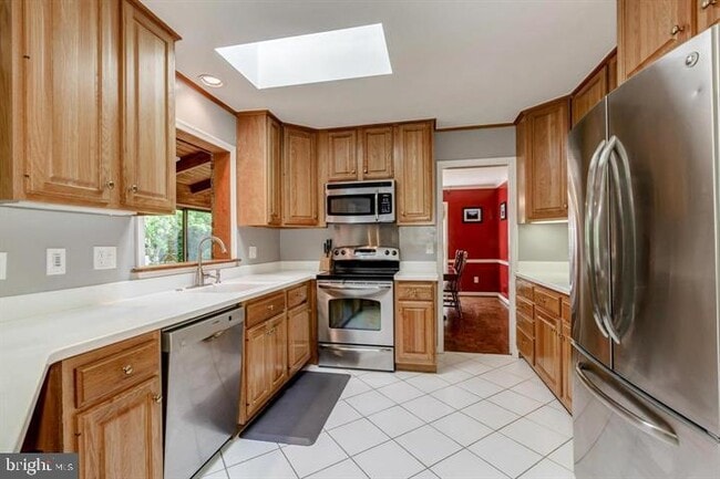 Building Photo - 1214 Vinita Ln