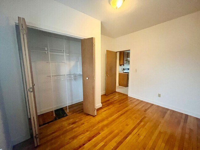 Foto del edificio - 123 Westfield St