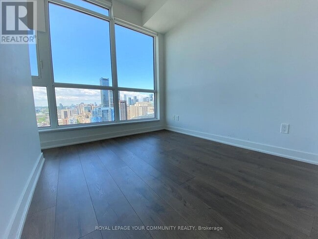 Building Photo - 30 Nelson St