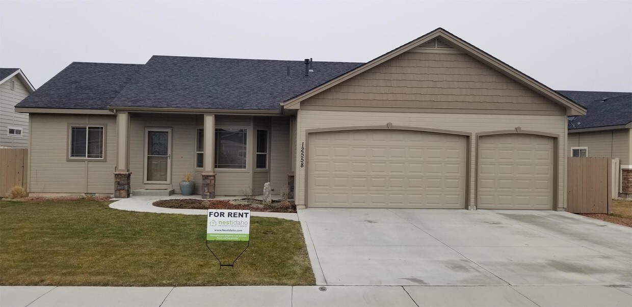 Primary Photo - 12558 Deadwood Ct