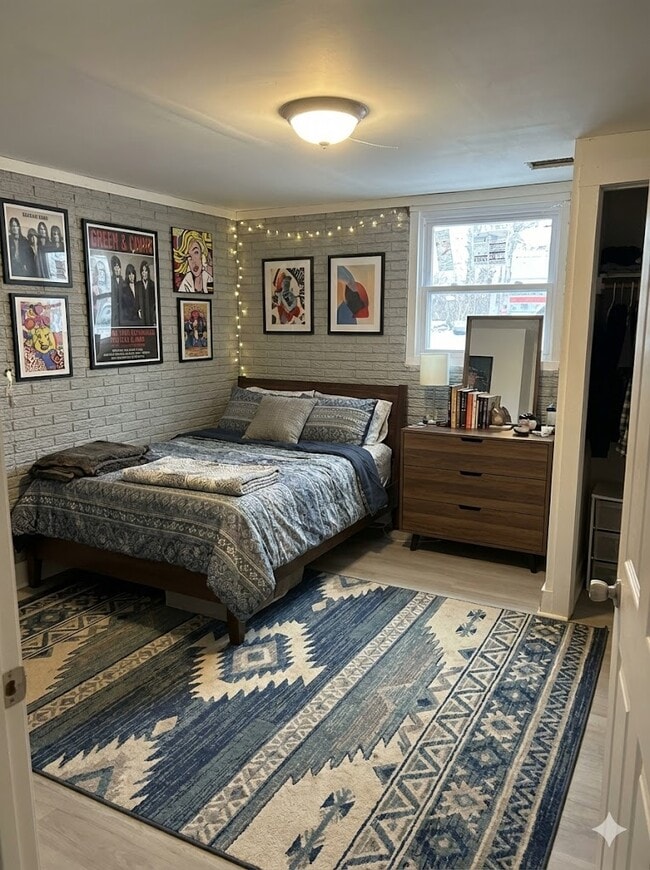 Building Photo - 1453 Diplomat Ln