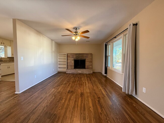 Foto del edificio - 2 Bedroom, 1 Bath Home in Prescott!