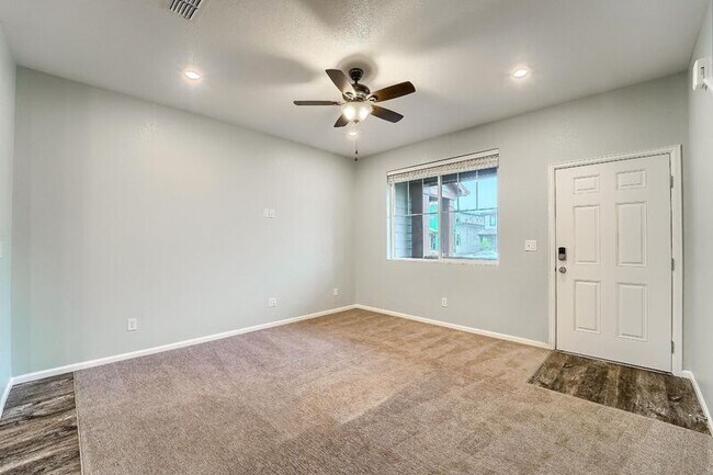 Building Photo - 21556 E 59th Pl