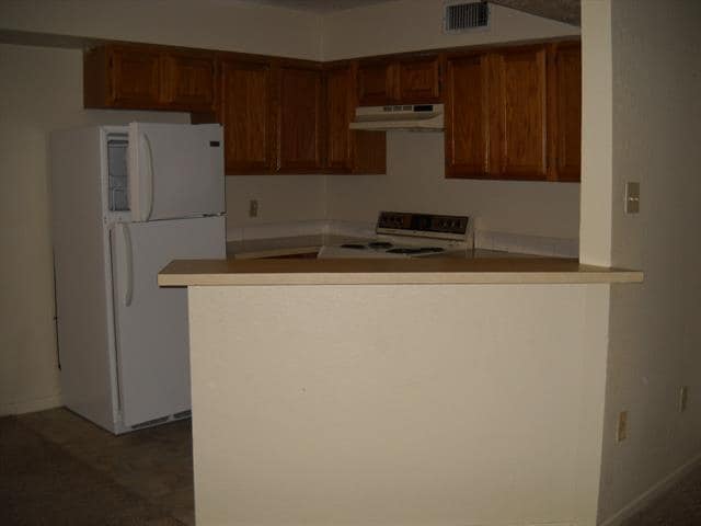 Foto del edificio - 909 Bruce Way