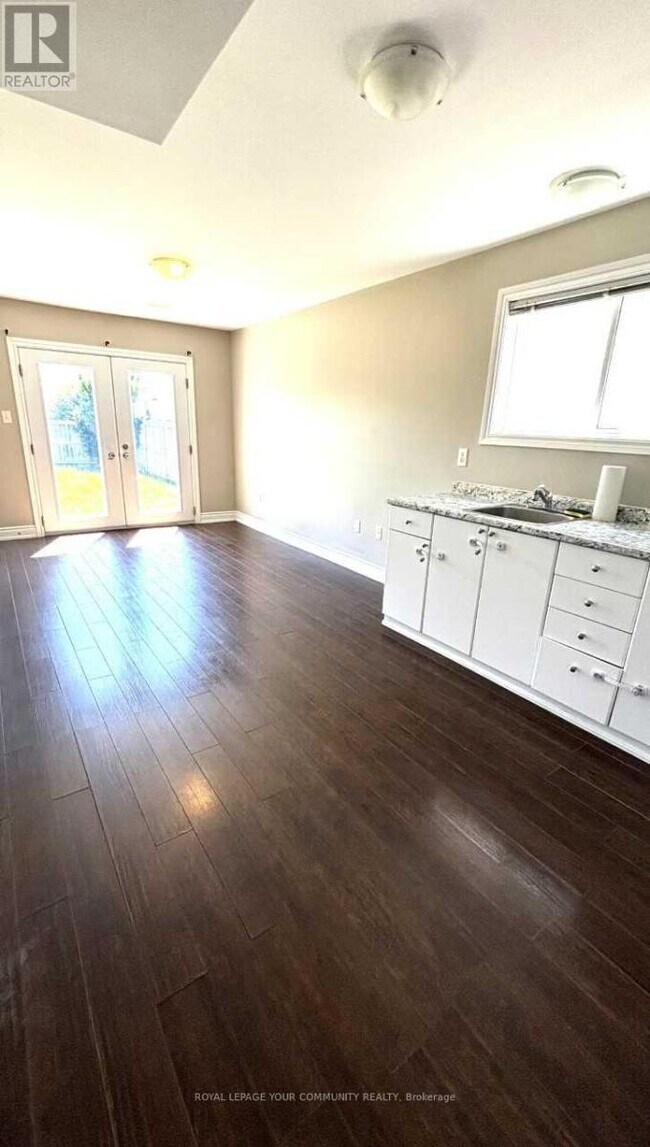 Photo du bâtiment - 72 Ambler Bay