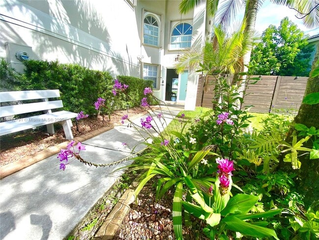 Foto del edificio - 480 SW 203rd Ave