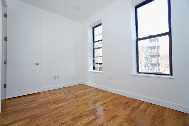 Foto del edificio - 515 Monroe St