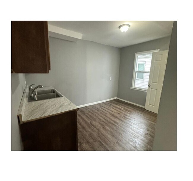 Foto del edificio - 20309 Archdale St