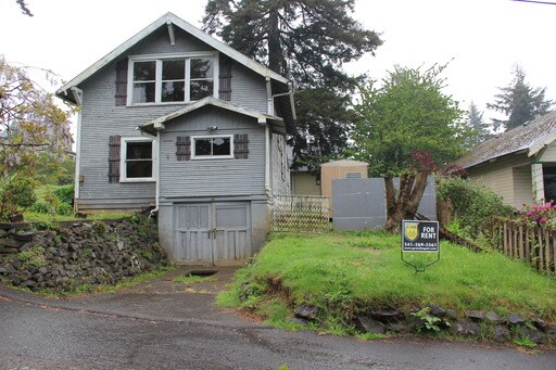 Primary Photo - 190 N 14th St