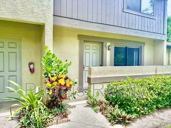 Building Photo - 3003 Bough Ave