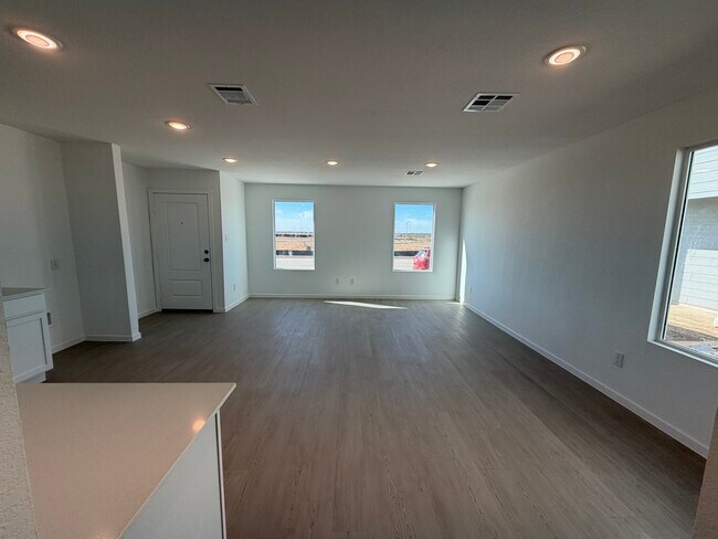 Foto del edificio - 7518 India Star