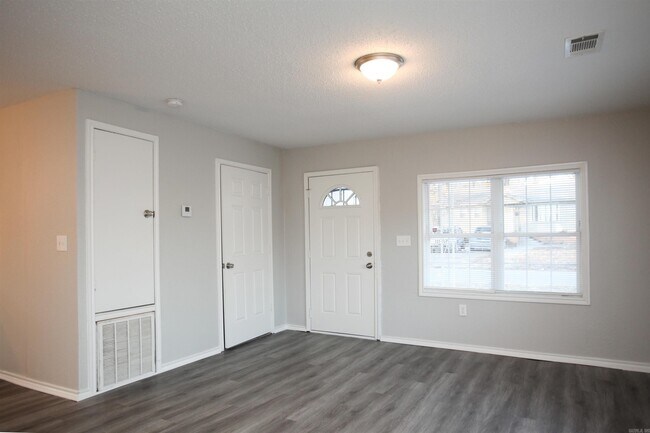 Foto del edificio - 4501 W 28th St