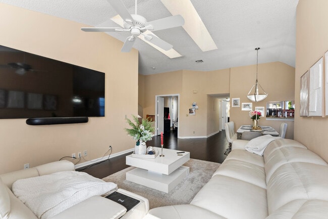 Foto del edificio - 5359 Buckhead Cir