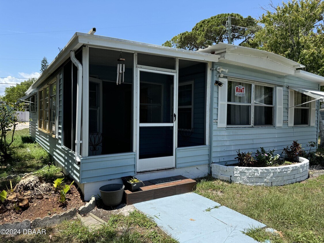 Primary Photo - 5414 Taylor Ave