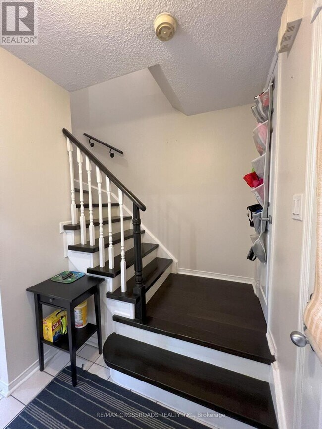 Photo du bâtiment - 51 Hood Crescent