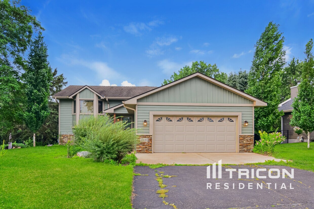 Foto principal - 10430 163rd St W