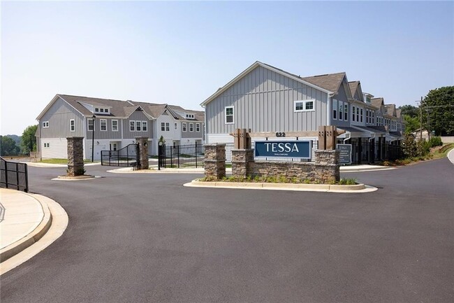 Foto del edificio - 622 Shallowford Rd