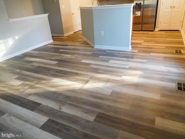 Foto del edificio - 2825 Forest Run Dr