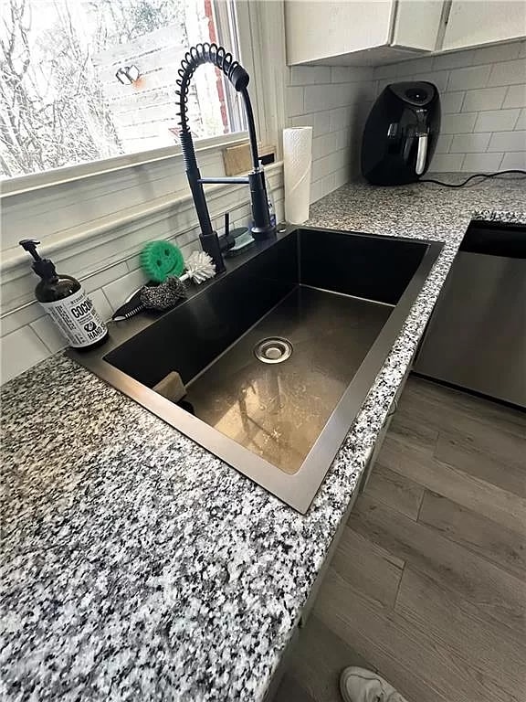 Photo - 3641 Wisteria Ln House