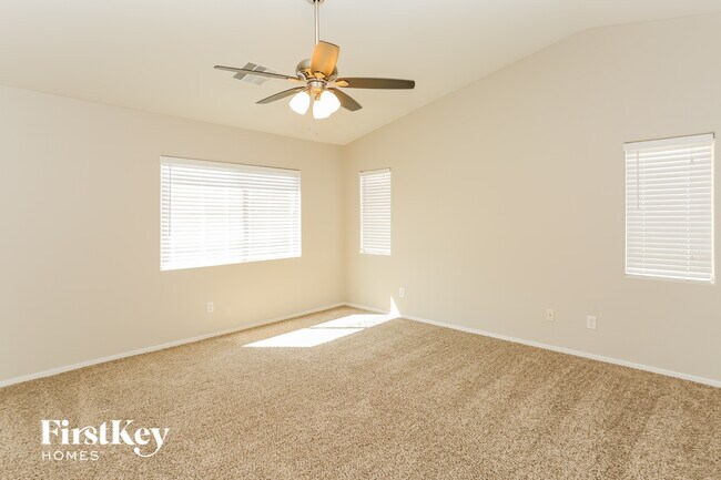 Building Photo - 6415 Hamilton Grove Ave