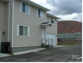 Building Photo - 351 S 300 E