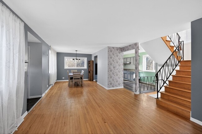 Building Photo - 221 Dodge Ave