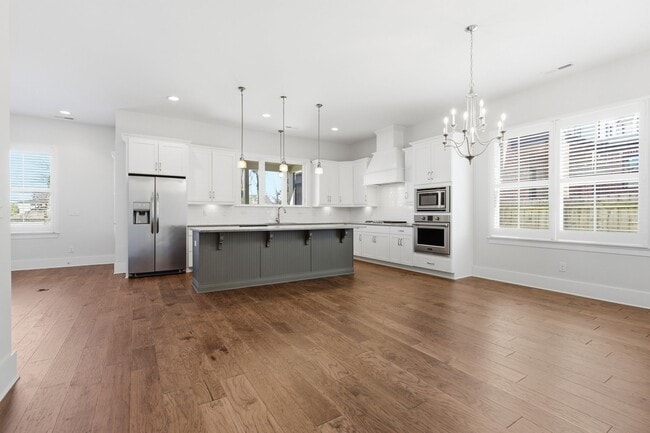 Building Photo - 1926A Castleman Dr