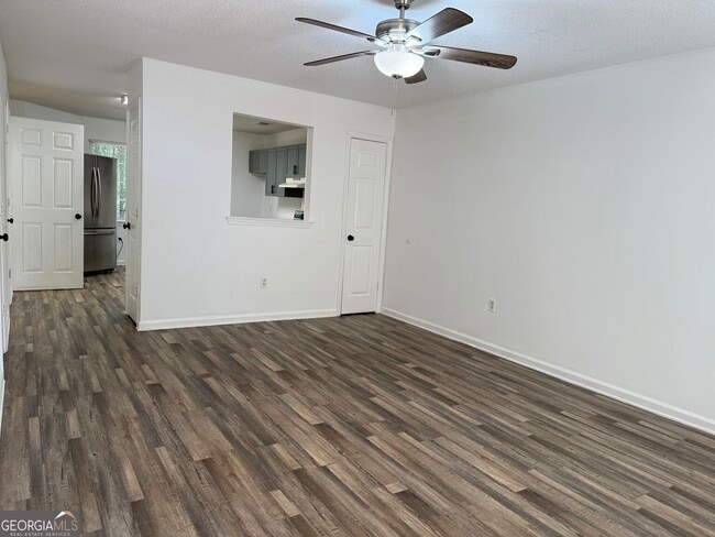Building Photo - 110 Pasteur Ct