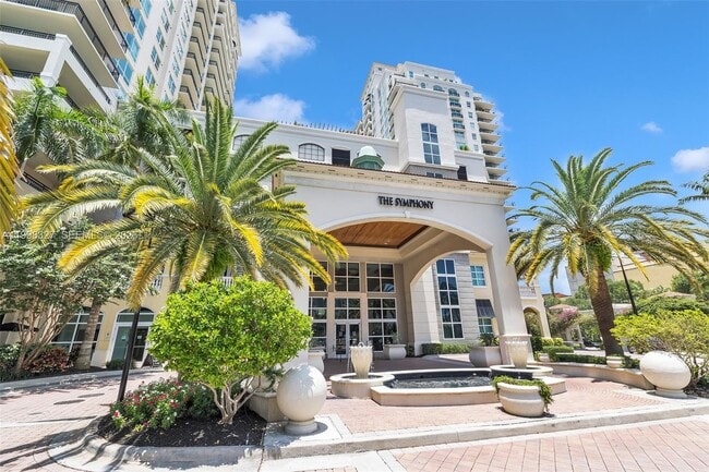 Building Photo - 610 W Las Olas Blvd