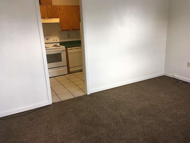 Foto del edificio - 1440 Hudson St
