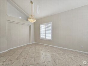 Building Photo - 200 Tayman Park Ave