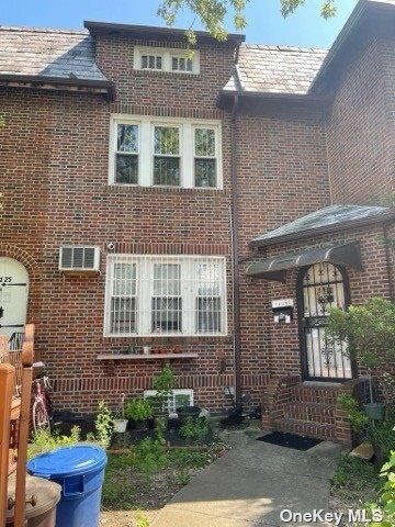 Foto del edificio - 31-27 78th St