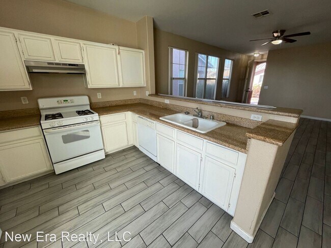 Building Photo - 3 br, 2 bath House - 2404 Dutchmans Pipe Ct