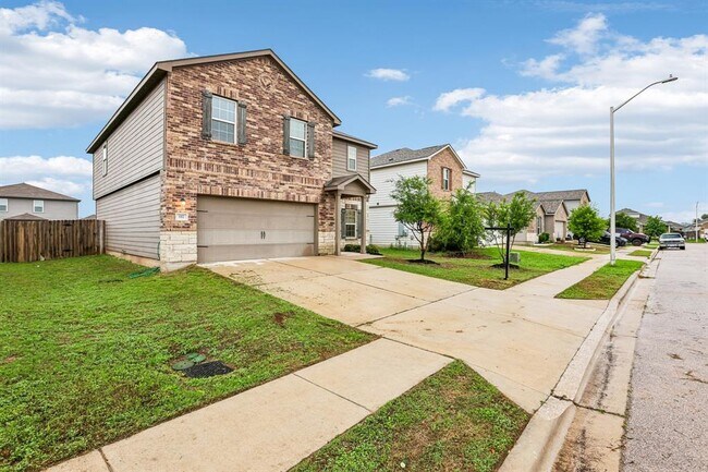 Foto del edificio - 117 Cherry Tree Ln