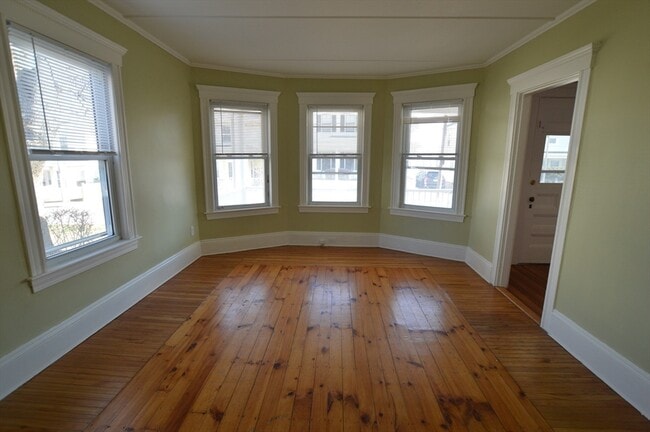Building Photo - 11 Woodland Ave