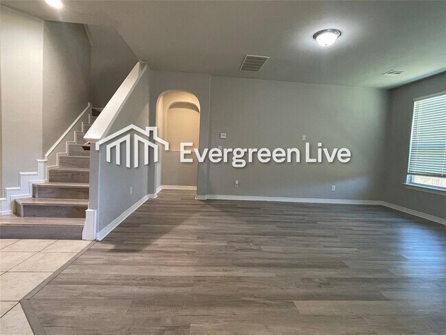 Building Photo - 3605 Molly Dr