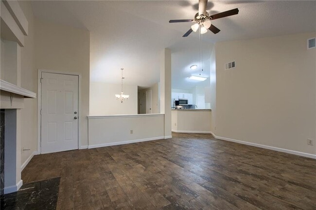 Building Photo - 12320 Thompkins Dr