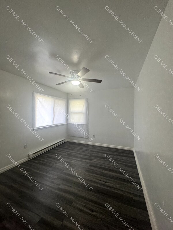Foto del edificio - 2494 S Duffield Rd