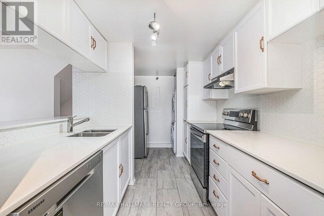 Building Photo - 1204-1204 Shillington Ave