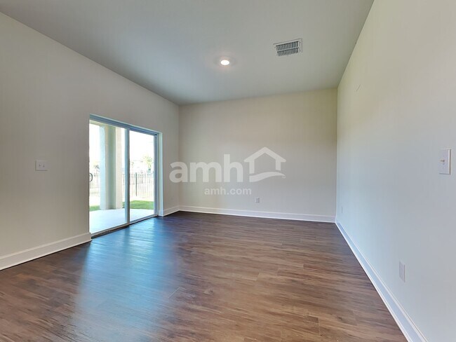 Foto del edificio - 33848 Night Lily Dr