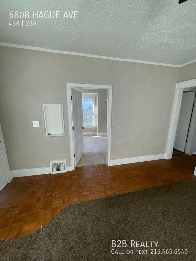 Building Photo - 6808 Hague Ave